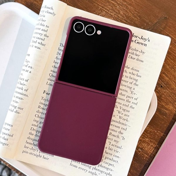 Matowe MięKkie Etui Z PłYnnego Silikonu Dla Samsung Galaxy Z Flip 7 Flip6 Flip5 Cukierkowe Ochronne Odporne Na WstrząSy Pokrowiec Dla Z Flip 7 5G Galaxy Z Flip5-image