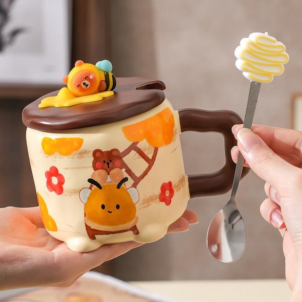 Uroczy Kubek Ceramiczny Bee Bear Wysokiej JakośCi Z Pokrywką Do Domu Biura Dla Pary Kubek Na Wodę Kreatywny Prezent 401-500Ml-image