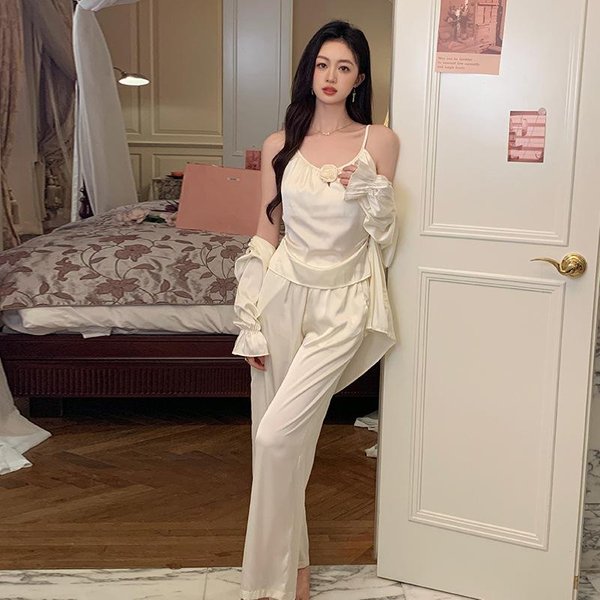Pijama De Tres Piezas Estilo FrancéS Para Mujer Primavera Y OtoñO Seda De Hielo Fino Sexy Color SóLido Tirantes Traje De Manga Larga Ropa De Casa XL Beige-image