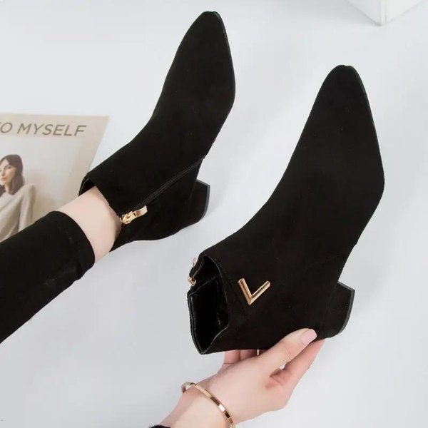 Modne Damskie Buty Codzienne SkóRzane Niskie Wysokie Obcasy Wiosenne Buty Damskie Szpiczaste Palce Gumowe Botki Czarne Czerwone Zapatos Mujer785 40-image