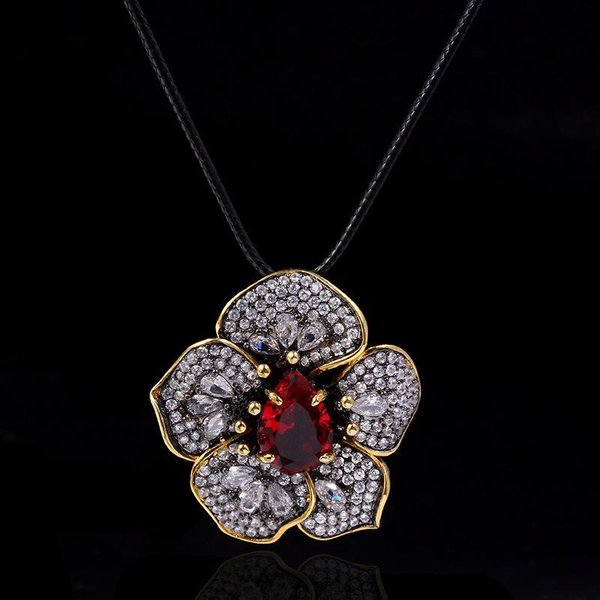 Nuevo Collar Anillo De Flor De ZircóN Multicolor Europeo Y Americano Gray-image