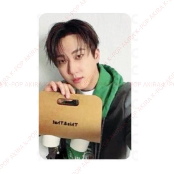 Tarjeta FotogrÁFica DEL ÁLbum This & That DE Stray Kids / POB JapÓN / Sorteo / Oficial / Pre-Pedido CB / & Ver. PC-image