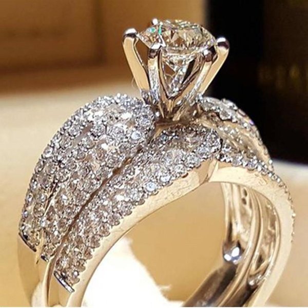 Juego De 2 Anillos Huitan JoyeríA De Moda Para Mujer Color Dorado Completo Con Circonitas CúBicas Hielo Lujoso Accesorios De Boda 9-image
