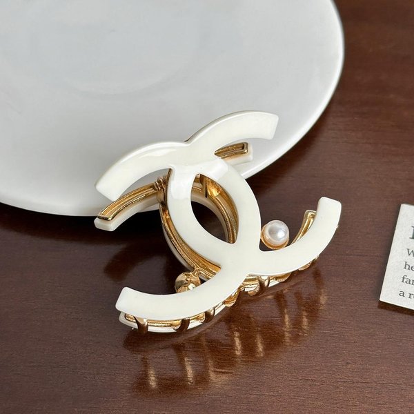 Eleganckie Akrylowe Spinki Do WłOsóW W Modnych Stylach Dla Szykownych Damskich Fryzur Cream6.6Cm White-image