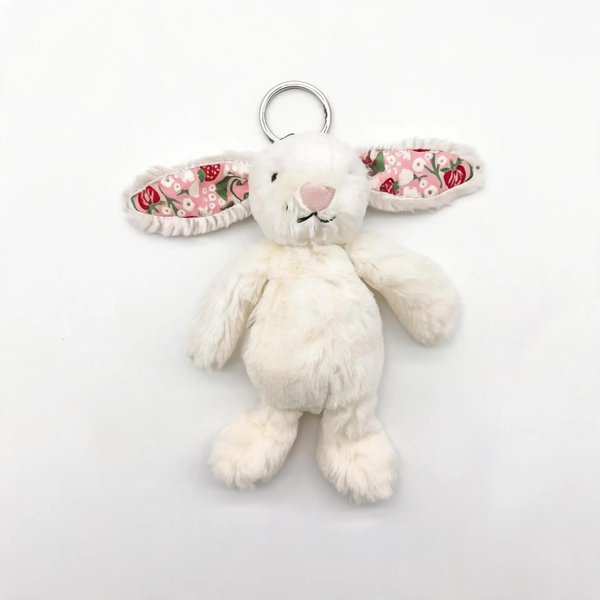 Malvavisco; Cereza; Conejo Rosa; Llavero Dachshund; Bolsa De Té; PingüIno; TréBol De Cuatro Hojas; Colgante Para Mochila; Temporada De Vuelta A Clases White-image