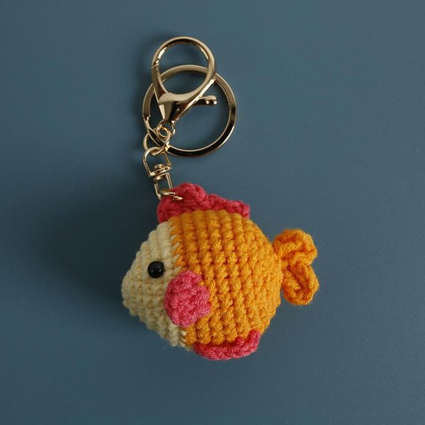 Llavero De Pez Dorado Tejido Llaveros Creativos De Pez Payaso Llavero Colgante De Pez PequeñO Tejido Accesorios Personalizados Para Llaves Black-image