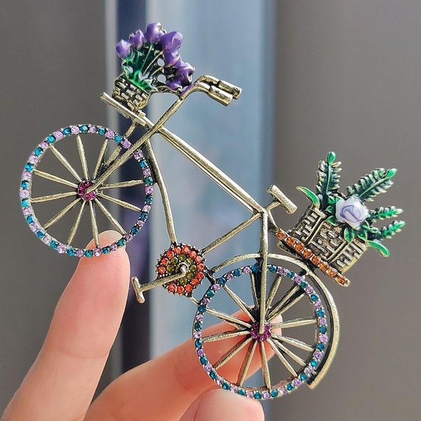 Broche Novedoso Retro De Diamantes De ImitacióN Creativo De Bicicleta Para Mujer Pin De Moda Accesorios Para Ropa De Mujer Ciclismo Ramillete Gray-image