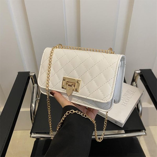 Niszowa Diamentowa Jednokolorowa ŁAńCuszkowa MałA Kwadratowa Torebka Nowa Modna Torebka Na Ramię Prosta I Modna Torebka Crossbody Damska-image