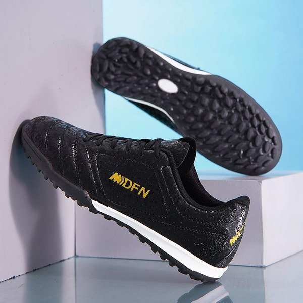 Nowe MęSkie Buty PiłKarskie MęSkie Buty Do PiłKi NożNej DorośLi Korki Do PiłKi NożNej Na Boisko Ultralekkie Treningowe Sneakersy PiłKarskie Outdoor DużY Rozmiar 47 34 Black-image