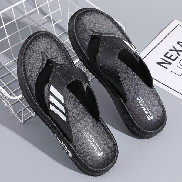 Moda Chanclas De Exterior Para Hombre Verano Zapatillas De Playa Eva Suave Interior Zapatillas De Casa Antideslizantes Frescas Zapatos De BañO 45-image