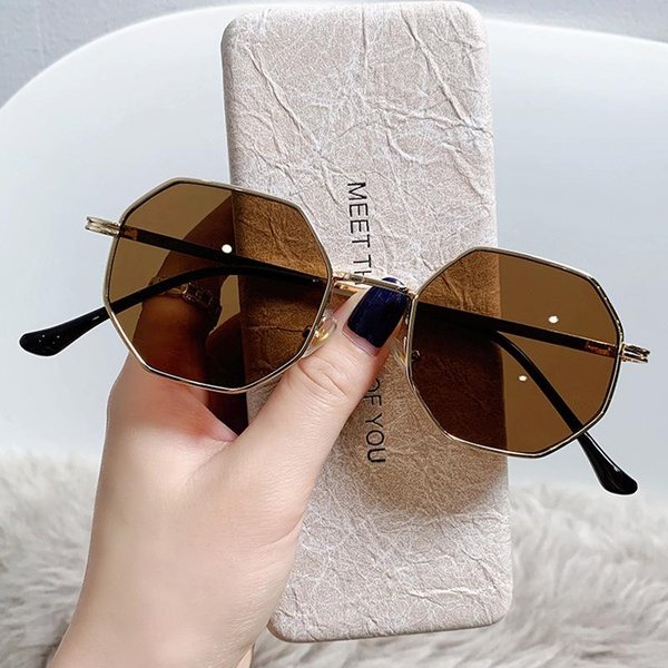 Retro Okulary PrzeciwsłOneczne OśMiokąTne Ochrona UV400 Metalowa Oprawka Unisex Moda Okulary WielokąTne Dla MężCzyzn Kobiet-image