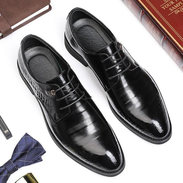 Primavera Nuevos Zapatos De Cuero Para Hombre Primera Capa De Piel De Vaca Traje De Negocios Zapatos De Punta Modernos Transpirables Negros Novio Boda 44 Negro-image