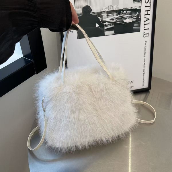 Torebka Ze Sztucznego Futra Damska Pluszowa Luksusowa Torebka Damska MięKka Zimowa Torba Na Ramię Crossbody-image