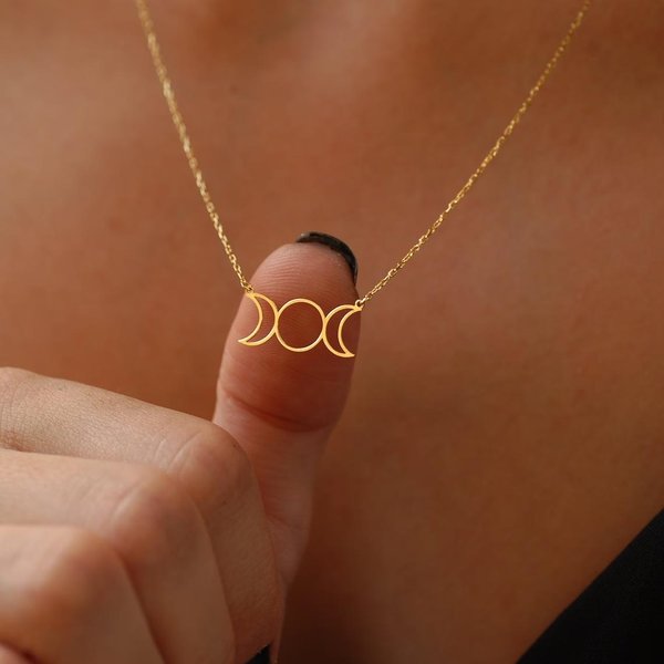 Diosa De La Triple Luna Pentagrama Del Sol Acero Inoxidable Collares De HéCate Collar De Bruja Luna JoyeríA EsotéRicos Y BrujeríA Oro-image