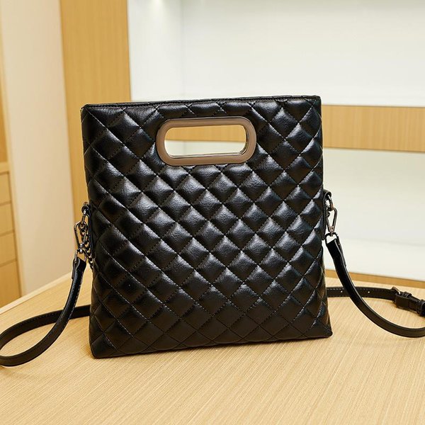 Bolso De Hombro Cruzado PequeñO Fragante Textura De Alta Calidad Rombo CláSico Hebilla Plegable Cuadrada Cadena Bolso De Mano Para Mujer Negro-image
