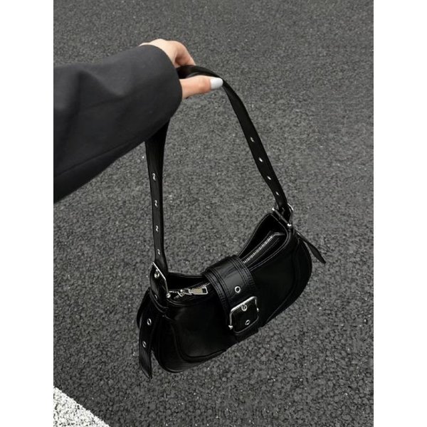 Bolso De Axila Para Mujer Nuevo Dulce Y Cool Chica Hot Bolso De Motocicleta Retro De Alta Gama VersáTil De Un Hombro Para Desplazamientos Bandolera Bolso De Mujer-image