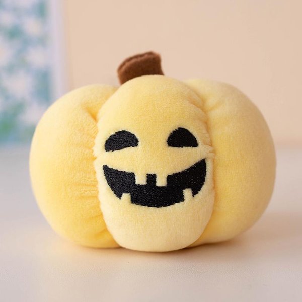 1 Szt. 10CM Urocza Pluszowa Zawieszka W KształCie Dyni Kawaii Nocna ŚWiąTeczna Lalka Dynia Urocza Zabawka Breloczek Dekoracja śWiąTeczna Prezent Urodzinowy Beige-image