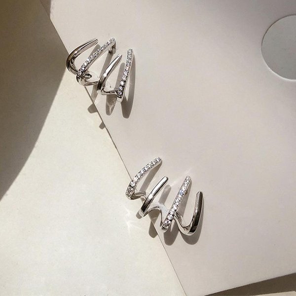 Pendientes De DiseñO Nicho Para Mujer OtoñO E Invierno Lujo Ligero Alta Gama Pendientes ÚNicos Nueva Moda Trendy Pendientes VersáTiles Plata-image