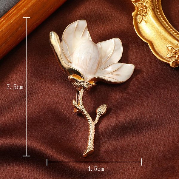 Colgante De DiseñO Medio Vintage Broches Insignias De PedreríA Para Mujeres Hombres CláSico Palacio Barroco Cristal Pines De Traje Broches-image