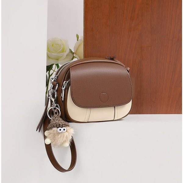 Nuevo Estilo De Bolsos De Mujer Bolsos Bandolera Bolsos Redondos PequeñOs De Cuero Mini VersáTil Y De Alta Gama De Un Solo Hombro-image