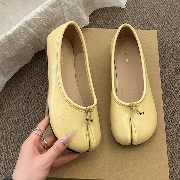 Modne JapońSkie Buty Tabi Ninja Kobiety Przytulne SkóRzane PłAskie Buty Z Rozdzielonym Palcem Loafersy Femme Mary Jeans Mokasyny Damskie Baleriny 40-image