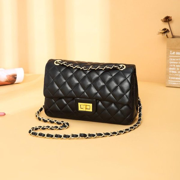 VersióN Coreana Nuevo Bolso De Cadena Al Hombro De Moda Verano Bolso Cuadrado De Diamantes Estilo PequeñO Perfume Bolso Sobaco Color SóLido-image