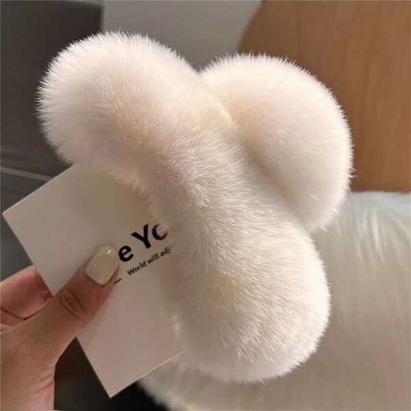 Nowe Zimowe Sztuczne Futro Spinki Do WłOsóW Eleganckie Akrylowe Spinki Do WłOsóW Pluszowa Spinka Do WłOsóW Barrette Krab Nakrycia GłOwy Dla Kobiet Dziewczynki Akcesoria Do WłOsóW-image