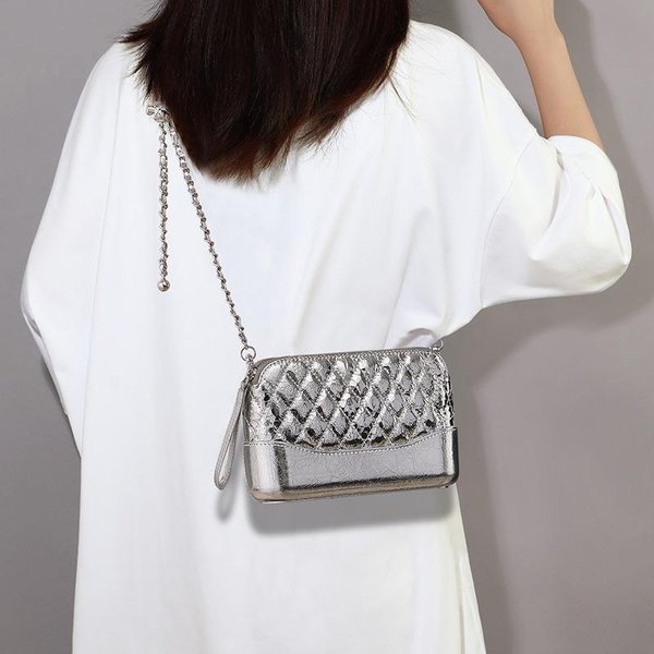 Nuevo Bolso Errante De OtoñO E Invierno Bolso De Cuero Genuino Para Mujer Bolso Bandolera Bolso PequeñO Cadena De Bolas Doradas PequeñAs Bolso Cuadrado PequeñO-image