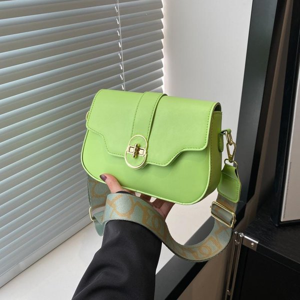 Bolso Bandolera Cruzado De Tirantes Anchos Simple Para Mujer En Primavera Nuevo Retro Temperamento Y Hermoso Ins Bolso Cuadrado PequeñO Para Mujer Beige-image