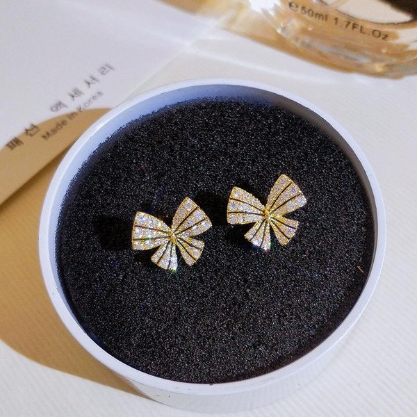 Pendientes De Lazo Nuevos Pendientes De CorazóN Para NiñA Lindos De Moda Pendientes PequeñOs Para Piercing-image