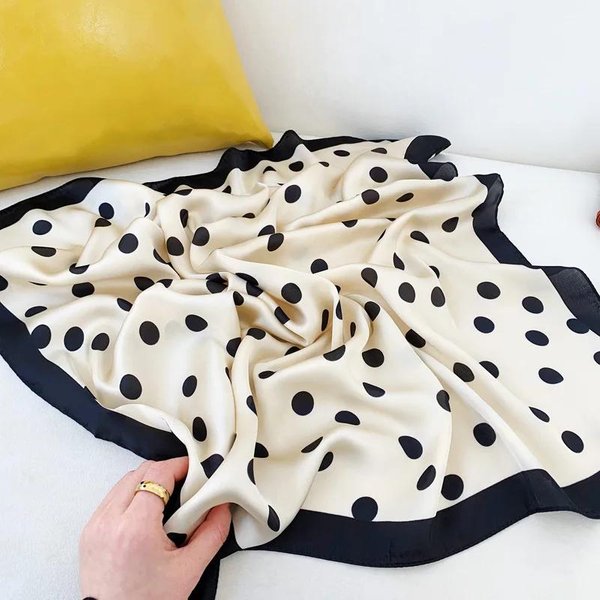 PañUelo De Moda 70*70Cm Estampado De Lunares SatéN De Seda Bufanda Para El Cuello Para Mujer Chalecitos PequeñOs PañUelos Para El Pelo PañUelos Para Bolsos Femeninos Para Damas 70X70Cm Yellow-image