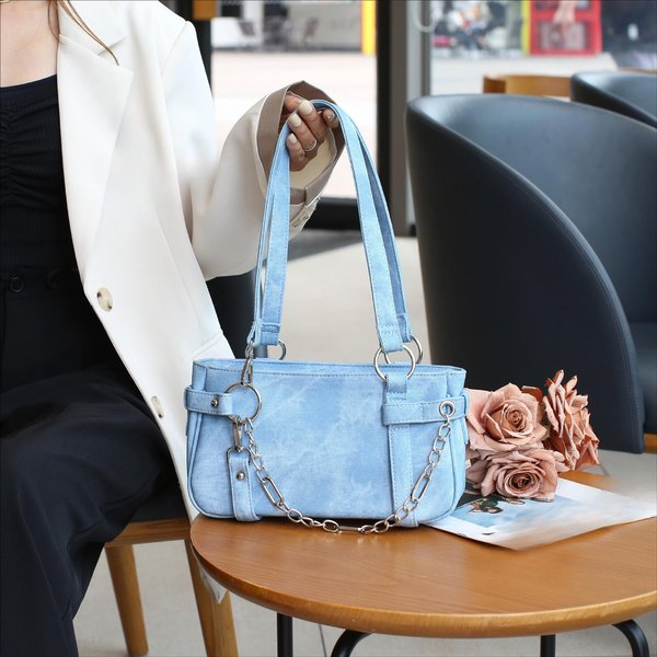 Bolso De Hombro Nicho Dulce Y Cool Chica Cadena Bolso De Motocicleta Bolso De Axila Bolso De Mano Cruzado De Alta Gama Mujer Azul-image