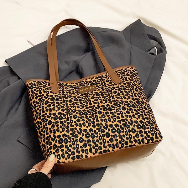 Nuevo Popular Nuevo Bolso Commuter De Gran Capacidad Bolso Con Estampado De Leopardo Moda Patchwork Un Solo Hombro Bolso Tote De Mujer Brown-image