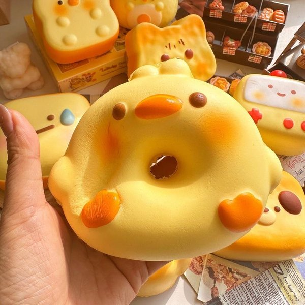 Squishy Urocza KreskóWka Symulowany Chleb Zabawka Do ŚCiskania MięKka OdstresowująCa Powoli PodnosząCa Sensoryczna Fidget Na LęK Prezenty Dla Dzieci DorosłYch-image