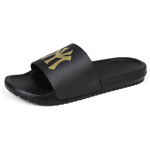 Chanclas De Playa Hombre Marcas Originales Zapatillas De Diapositiva Para Hombre Hombre Lujo 2024 Zapatillas Suaves Para Hombre Caminar Por Casa Zapatos De Verano Rebajas 40 Black-image