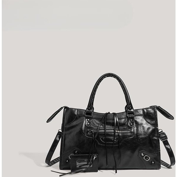 Torba AmerykańSka Vintage Pojedyncza Torba Na Ramię Nitowana Torba Motocyklowa Damska Modna Torba Crossbody Do Jazdy Do Pracy Gray-image