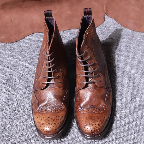 MęSkie KróTkie Buty SkóRa Naturalna RzeźBione OkrąGłY Nosek Gruba Podeszwa Wysokie Buty Retro Brytyjskie Sznurowane MęSkie Outdoorowe Buty Motocrossowe 43-image
