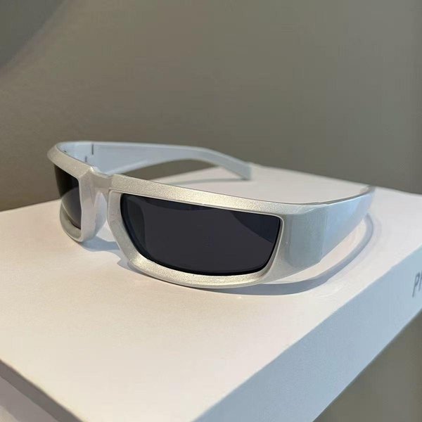 Najnowsze Klasyczny Styl Styl Y2K MałE Kwadratowe Okulary PrzeciwsłOneczne Damskie Kocie Oko Stylowe Kolorowe Lustrzane Okulary Sportowe Okulary PrzeciwsłOneczne MęSkie 1PC Gray-image