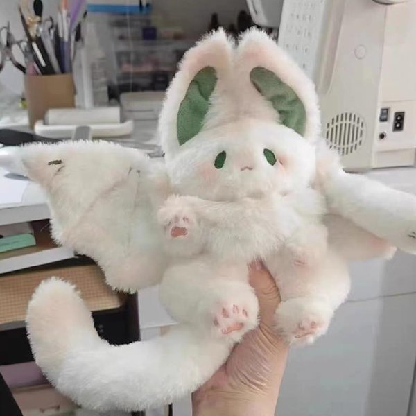 Pluszowa Zabawka Nietoperz Manta Kawaii ZwierząTko Kreatywny Magiczny Duch KróLik Pluszowa Lalka Wypchana Poduszka MięKka Zabawka Dla Dziecka Dziewczynka Kobiety Prezent-image