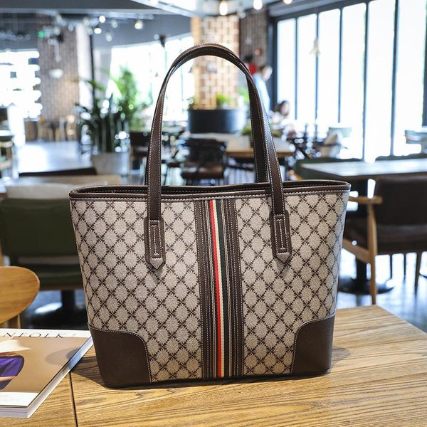 Bolso Tote Con Estampado De Moda Primavera Bolso De Hombro De Gran Capacidad Bolso Tote Simple Bolso Para Ir Al Trabajo MarróN-image