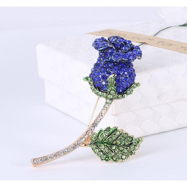 Broche De Flor Rosa Con PedreríA JoyeríA Broche De Moda Broche De Temperamento Para Combinar Con Todo-image