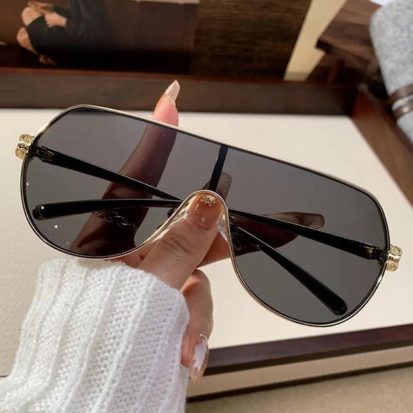 Stylowe Luksusowe Designerskie Okulary PrzeciwsłOneczne MężCzyźNi Kobiety Klasyczne DużE Oprawki Outdoorowe Okulary PrzeciwsłOneczne Letnie PodróżNe Okulary Premium-image