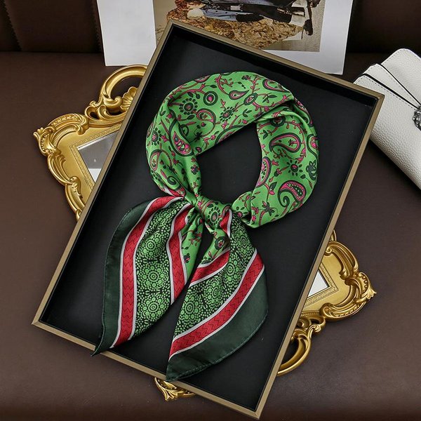 Bufanda De Lujo De 60 Colores Para Mujer 70*70 Cm Tacto De Seda Cuadrada Para Envolver El Cabello Foulard Chal De SatéN TamañO Grande Cinta Para La Cabeza Bandana PañUelo Hijab 70X70Cm Brown-image