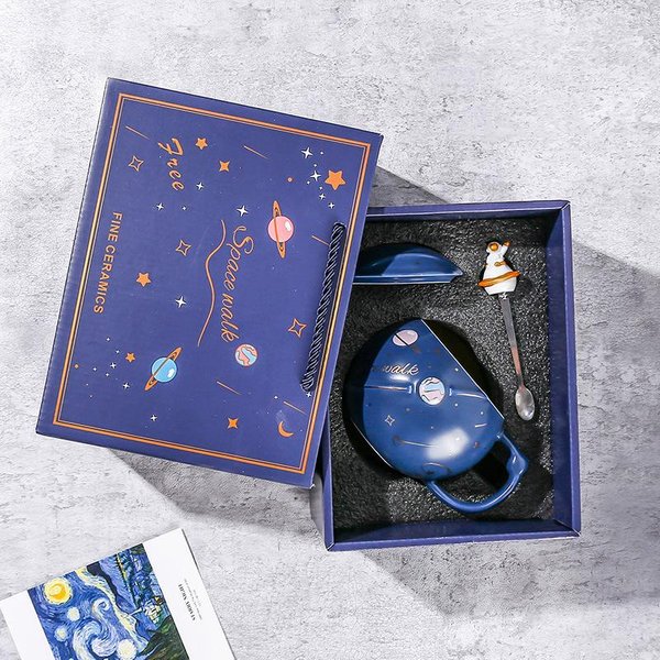 Taza Creativa De Astronauta Cielo Estrellado Taza De CeráMica Con Tapa Y Cuchara Taza De Gran Capacidad 401-500Ml Black-image