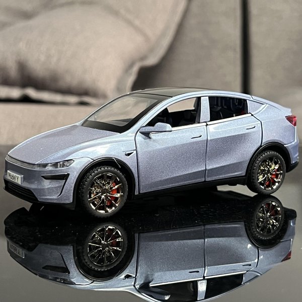 Nowy 1:32 Model Y Elektryczny SUV Metalowy Odlewany Model Samochodu Wysoka Symulacja Dekoracje Wystawowe Hobby Zabawka Dla Dzieci ChłOpcóW Gray-image