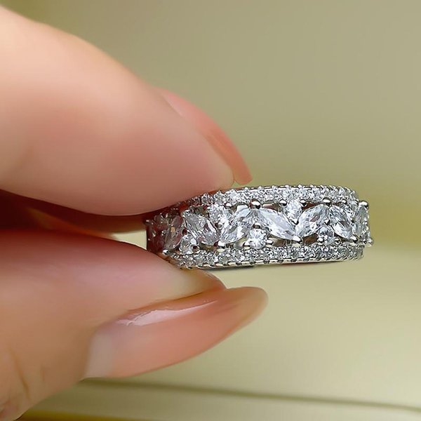 Huitan Exquisito Anillo De Boda Para Dama Anillo De Compromiso Con Brillante Circonita CúBica Accesorios Para Dedos De Colores Para Compromiso 6-image