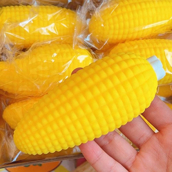 Owoce Banan Zabawka Squishy MięKki Banan Zabawka Do ŚCiskania Squishy Zabawka Antystresowa Fidget Zabawka Powoli PodnosząCa Dekoracja Biurka Prezent Urodzinowy Dla Nastolatka DorosłEgo Kolor Kukurydziany-image