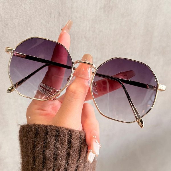 Nuevas Gafas De Sol Cuadradas De Moda Para Mujer Retro Metal Unisex Gafas De Sol Tendencia Estilo CláSico Punk Sombra Degradada ProteccióN UV-image