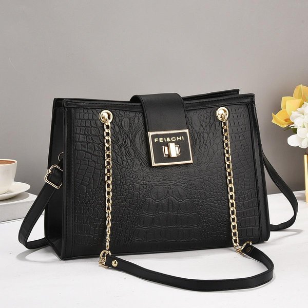 El Nuevo Bolso De Moda Con Estampado De Cocodrilo Es Un Bolso De Abuela Con Un Alto Nivel De Apariencia Y Un Toque Moderno. Es Un Bolso Bandolera De Gran Capacidad . Black-image