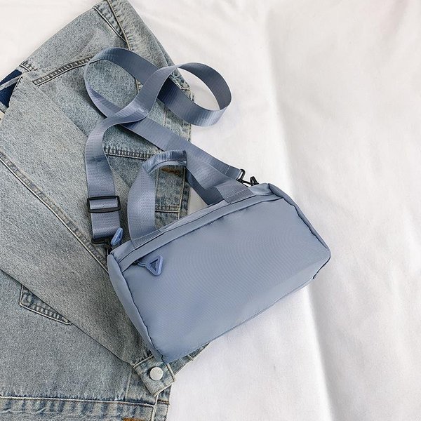 Elegante Bolso Cruzado De Nylon Para Mujer - Elegante Bolso De Hombro PequeñO Cuadrado Con Correa Ajustable, Cierre De Cremallera Estilo Urbano Casual, Bolso Cruzado PequeñO Negro-image